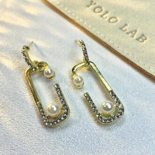 Vintage Paperclip Pearl Earring